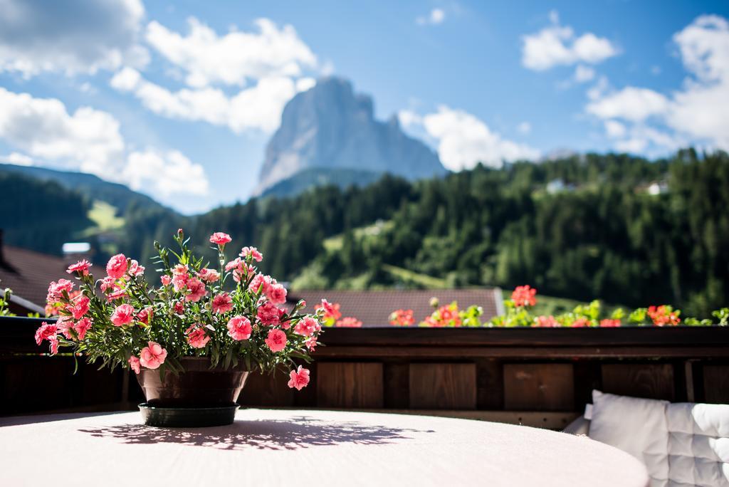Garni Le Chalet Santa Cristina Val Gardena المظهر الخارجي الصورة